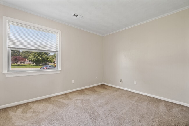 Building Photo - 3305 Portobello Ct
