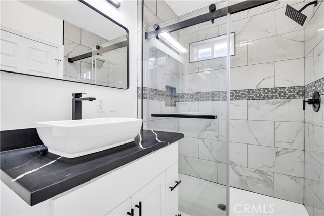 Building Photo - 4712 E Hammel St