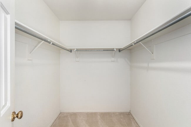 Building Photo - 1116 S 53rd St