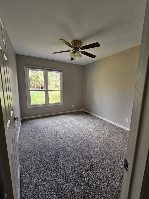 Building Photo - 65 Winged Foot Dr