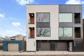 Building Photo - 5228 Dresden Wy