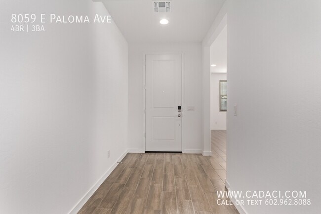 Building Photo - 8059 E Paloma Ave