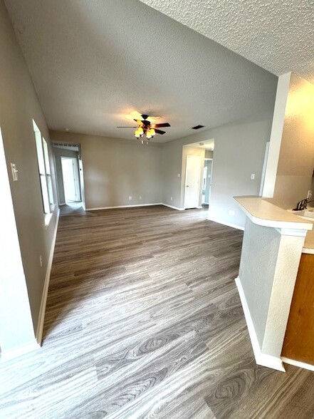 Building Photo - 2225 Pebble Beach Dr