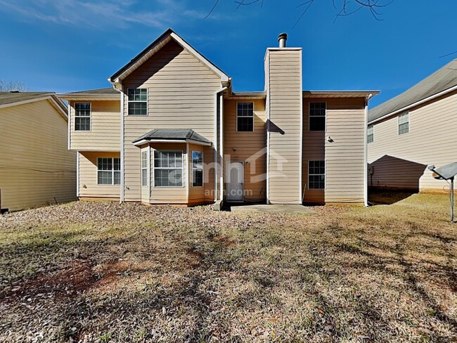 Building Photo - 2872 Chilhowee Dr