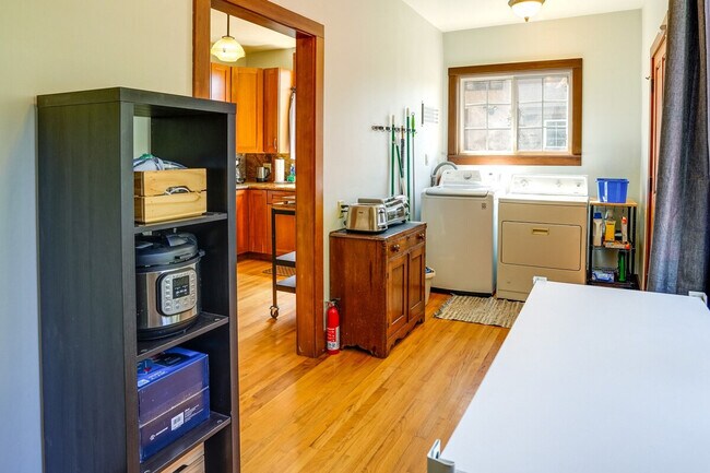 Building Photo - 2739 Ashby Pl