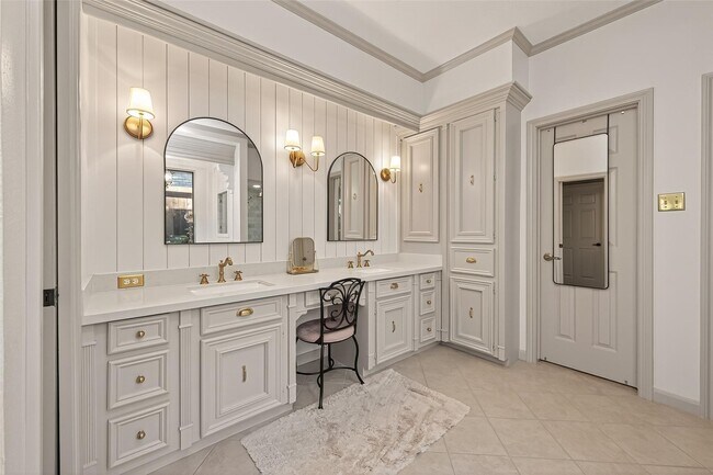 Building Photo - 9622 Fenchurch Dr