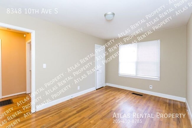 Building Photo - 8348 10th Ave S