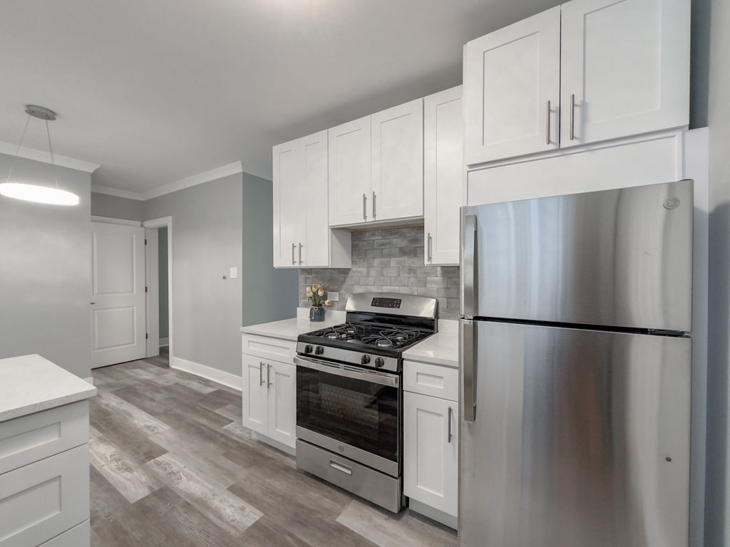 Building Photo - 2125 W Giddings St