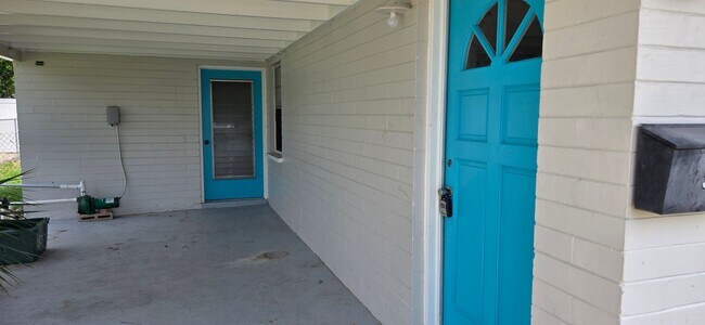 Building Photo - 58 Tropical Dr