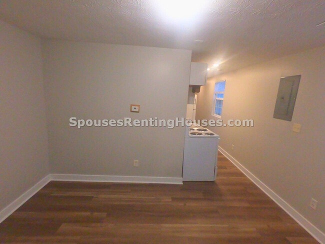 Building Photo - 420 Indiana St