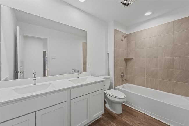 Building Photo - 5068 Pismo Ray Dr
