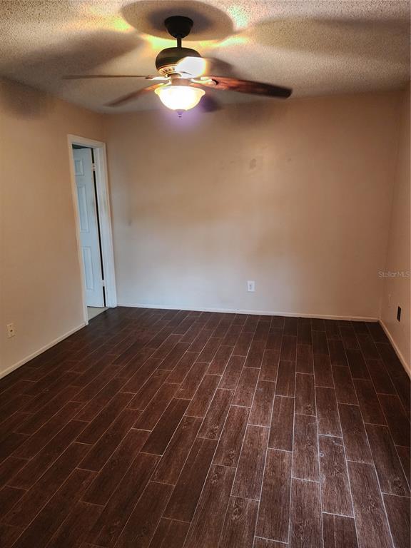 Building Photo - 2747 Kavalier Dr