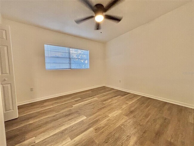 Building Photo - 819 W Portage St