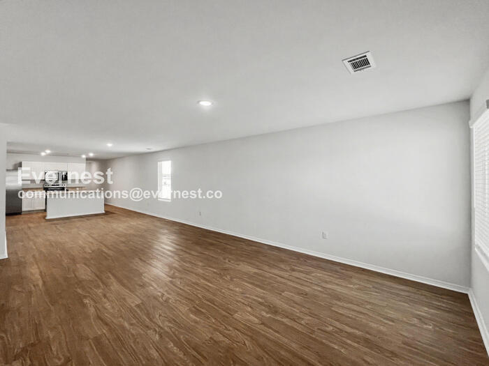 Building Photo - 480 Moonlight Cove