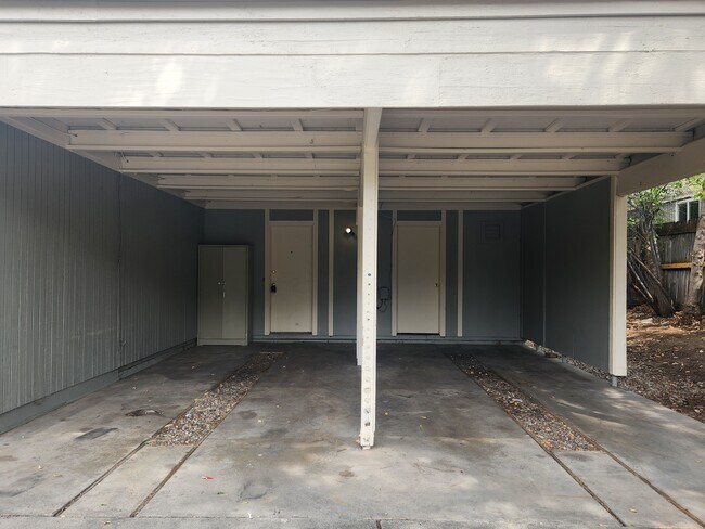 Building Photo - 3547 Bengal Blvd