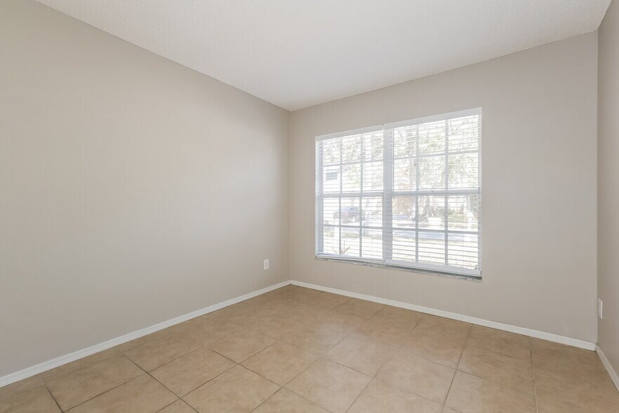 Building Photo - 8733 Morrison Oaks Ct