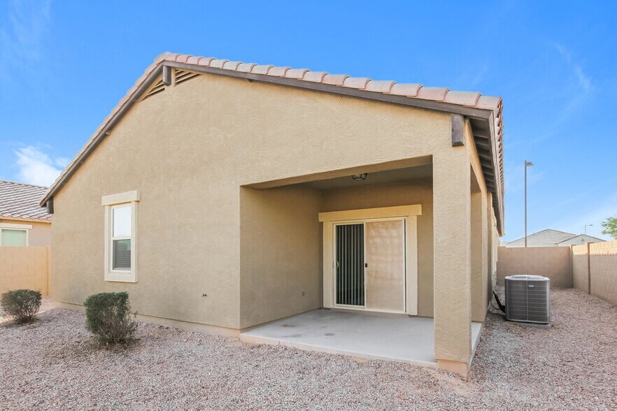 Building Photo - 25444 W Darrel Dr