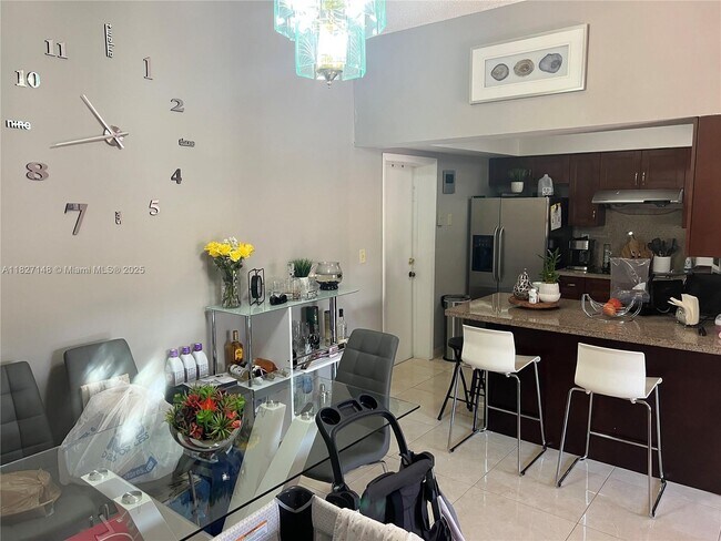 Building Photo - 6631 SW 137th Ct