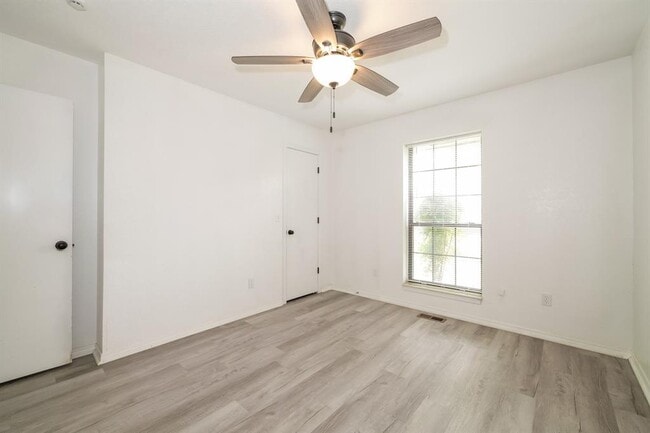 Building Photo - 305 Grand Fork Rd