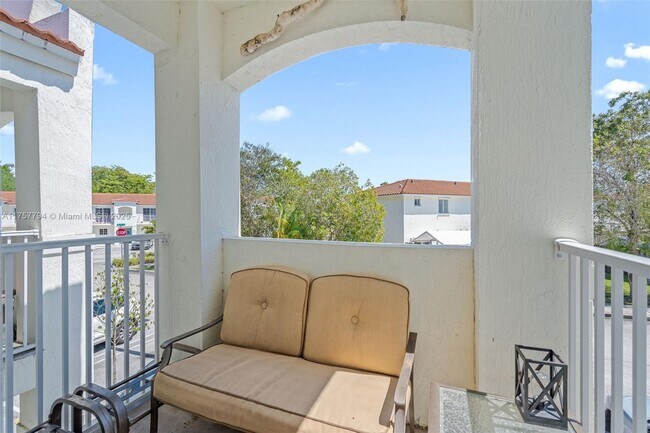 Building Photo - Franky home FL City