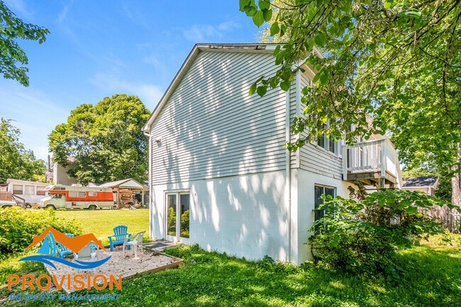Building Photo - 3849 3rd St
