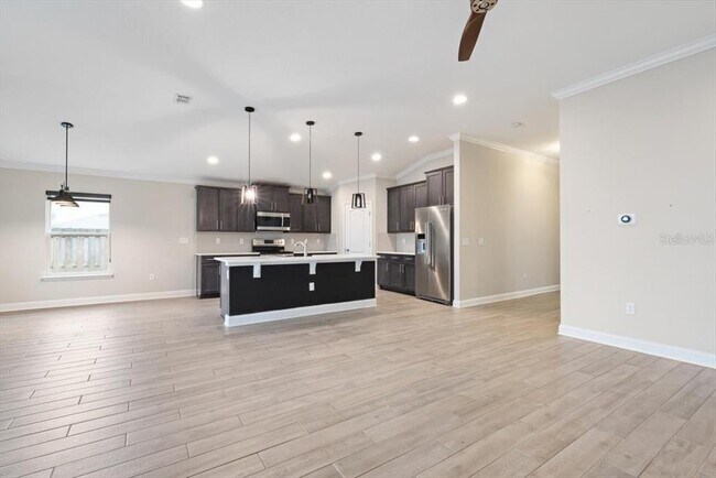 Building Photo - 27 Colorado Springs Way