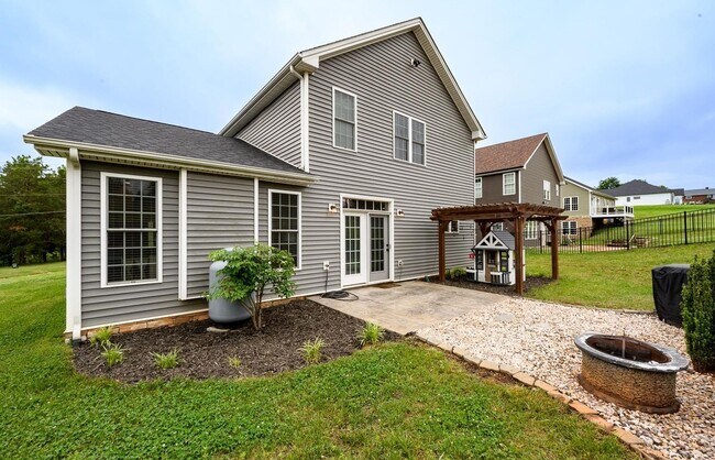 Building Photo - 3 Bedroom Home in Goode