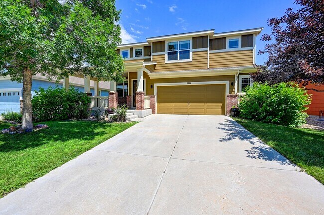 Building Photo - 5 bedroom, 4 bath home with 2 car attached garage