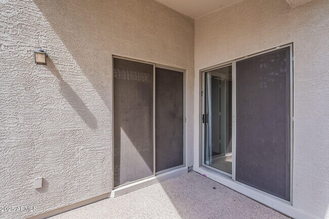 Building Photo - 40035 N Patriot Way