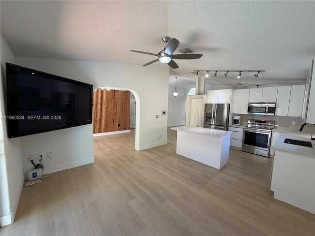 Building Photo - 7971 NW 186th Terrace
