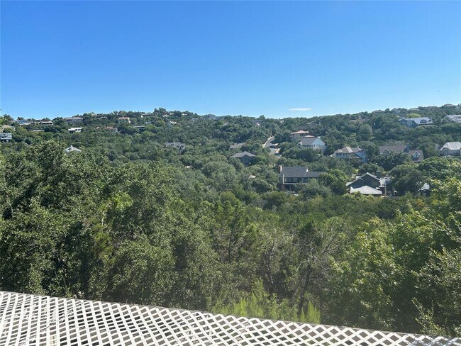 Building Photo - 5913 Mountain Villa Dr