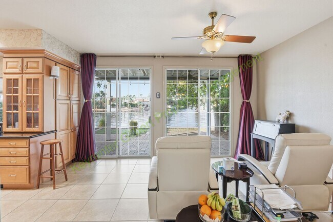 Building Photo - Lakefront Gilbert Home in Prime Location Near Parks, Shopping & Easy Freeway Access