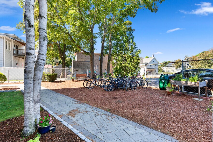 Building Photo - 29 Harvard Ave