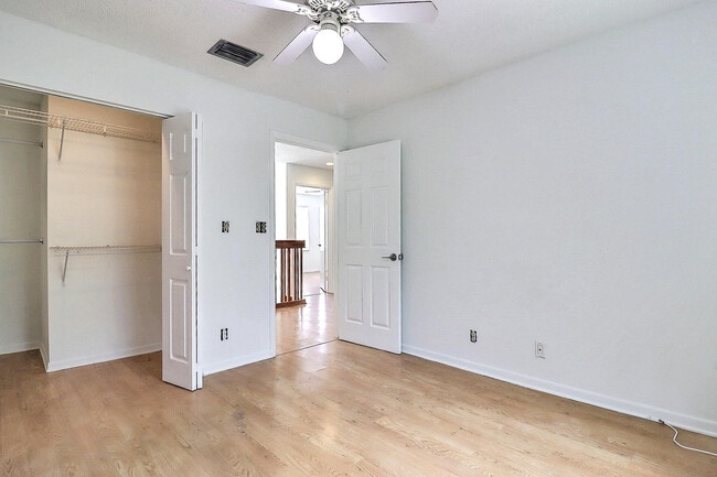 Building Photo - 9401 Aegean Dr