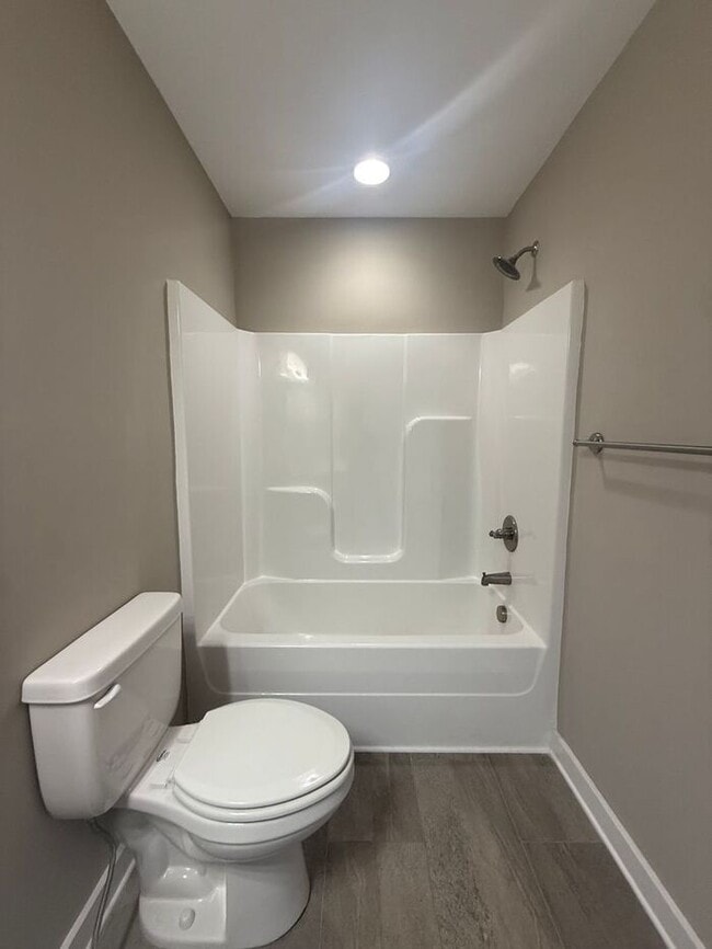 Building Photo - FOR RENT - Beautiful Modern Townhouse in Madison