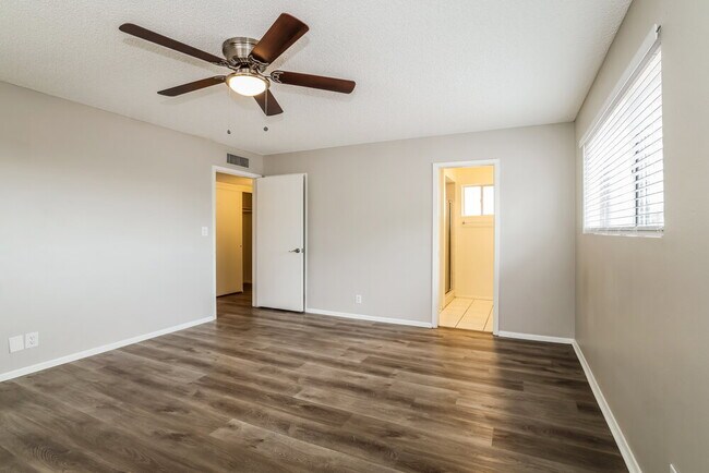 Building Photo - 6643 E Decatur St