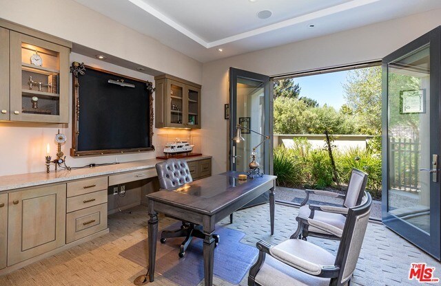 Building Photo - 1209 Via Aracena