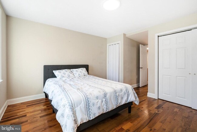 Building Photo - 1609 W Stiles St