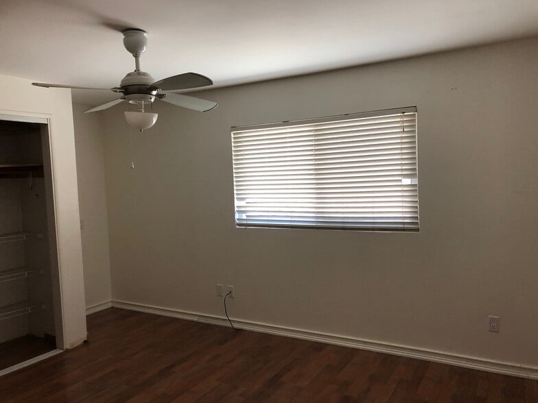 Bedroom2 - 7216 Keighley St