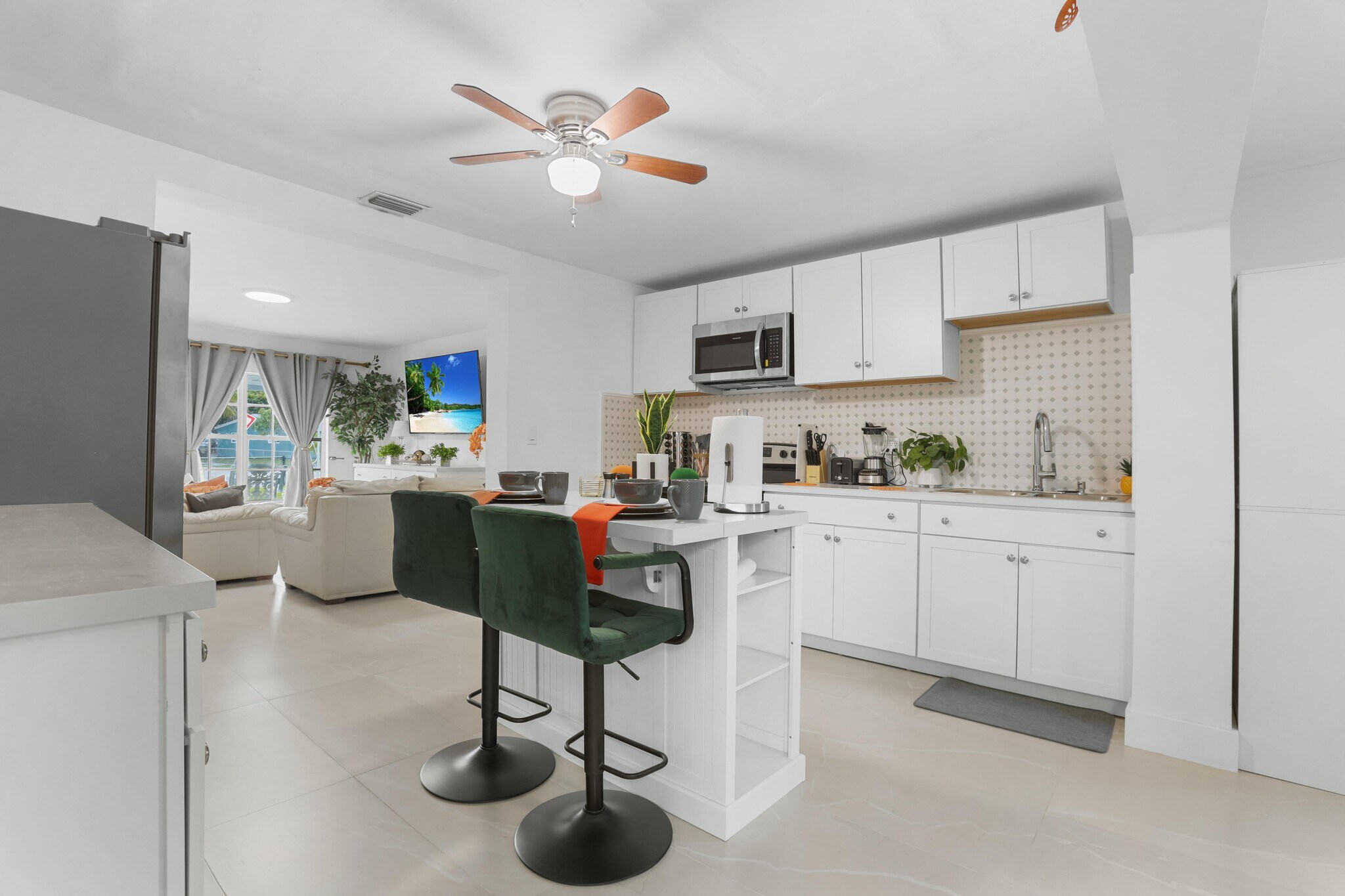 Building Photo - 3880 NW 5th St