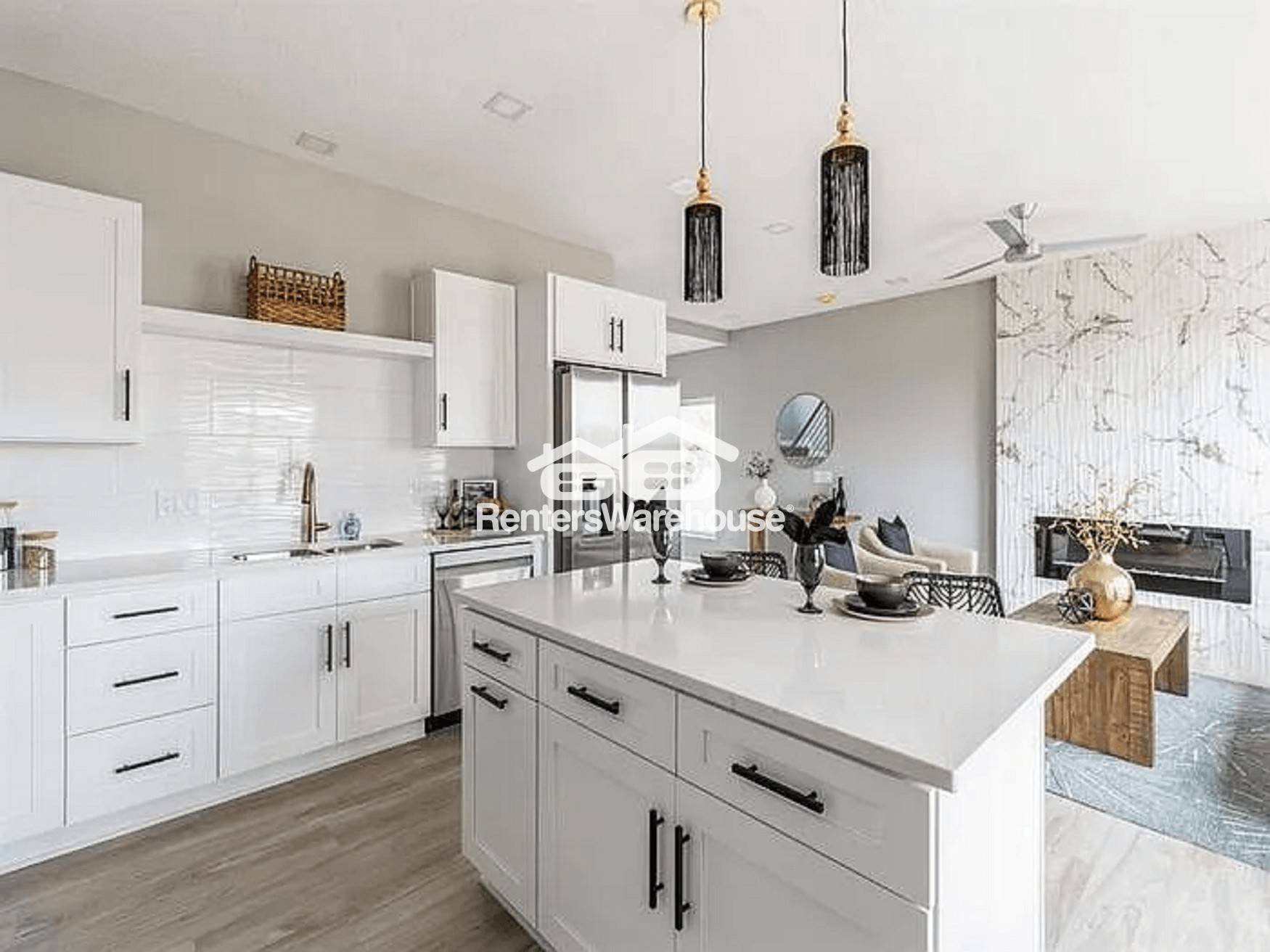 Building Photo - 15588 Rocklyn Pl