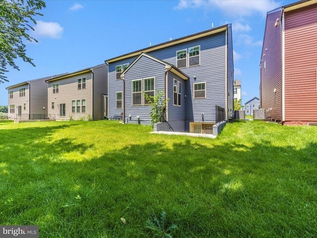 Building Photo - 1704 Evansberry Dr