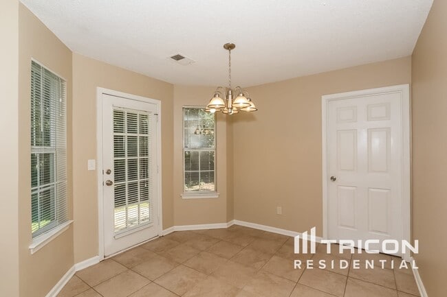 Building Photo - 217 Metoyer Dr
