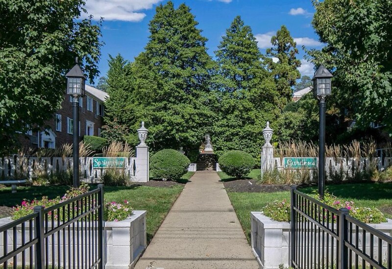 Building Photo - 283 Spring St