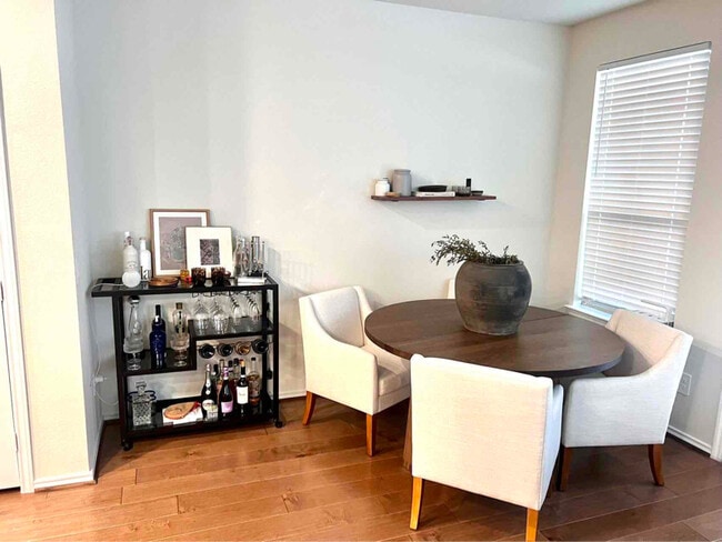 Building Photo - 10408 Marston Vineyard Dr