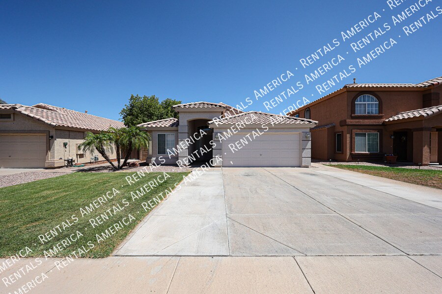 Building Photo - 2454 E Orchid Ln