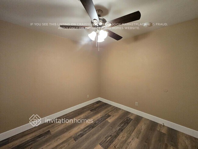 Building Photo - 4412 W La Madre Way