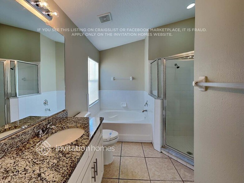 Building Photo - 10050 Creek Bluff Dr