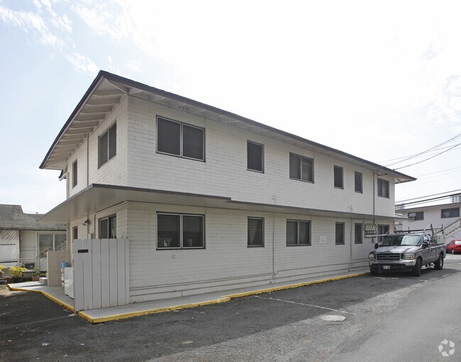 Building Photo - 2306 Young St