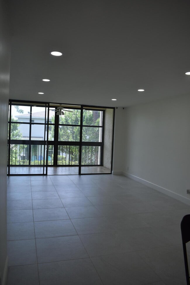 Building Photo - 4381 Trevi Ct